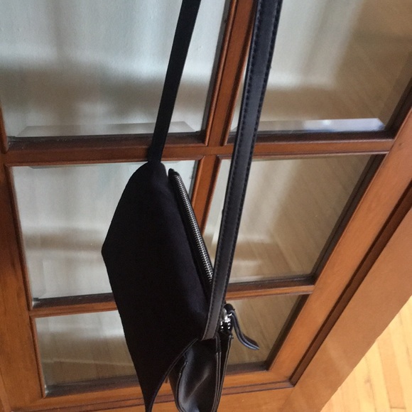 Black Crossbody George Purse - Picture 2 of 5